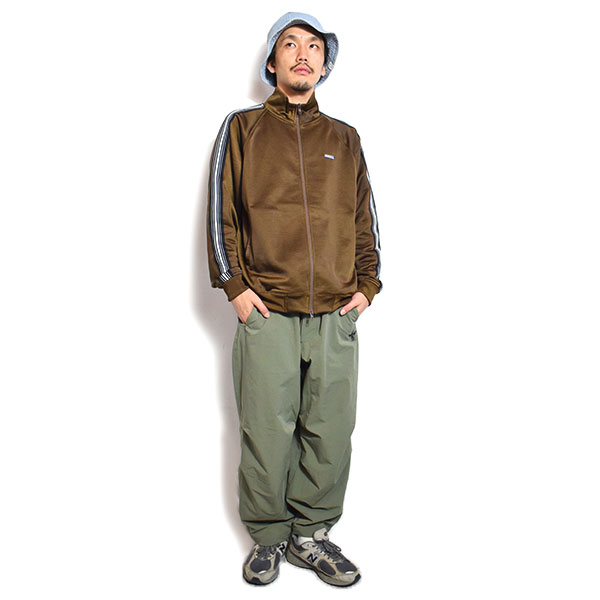 rad-25aw-cut010_5.jpg