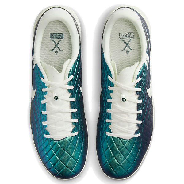 NIKE（ナイキ） FQ3245 300 サッカー トレーニングシューズ TIEMPO