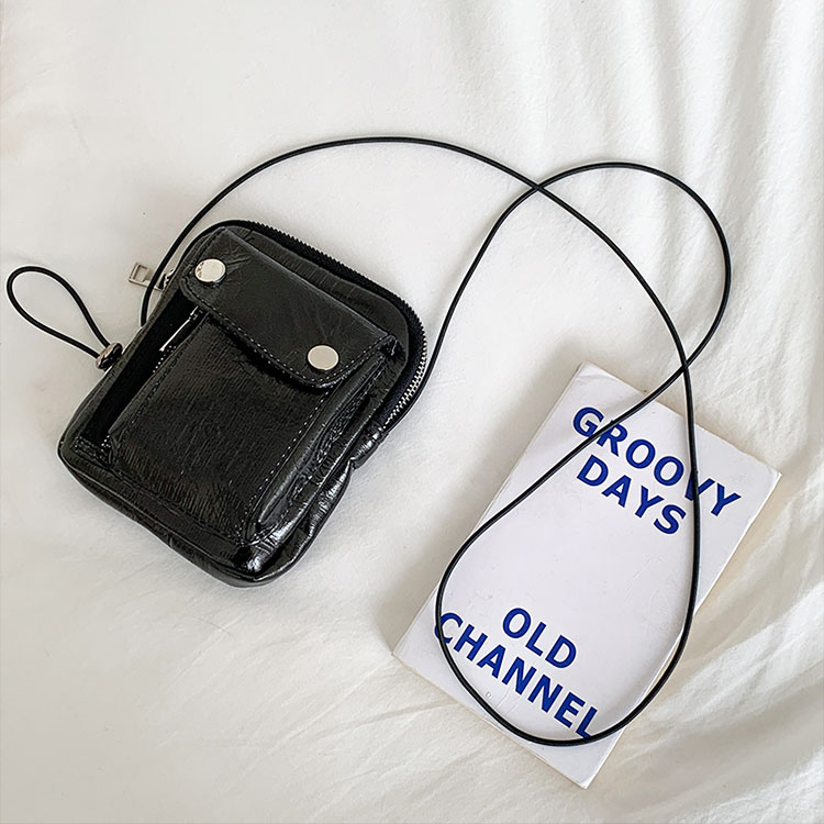 サコッシュ レディース ポシェット 斜めがけ かわいい エナメル きれいめ 小さめ 2way ヒップポーチ 軽い カジュアル おしゃれ 軽量 撥水 外ポケット 韓国 |  | 01