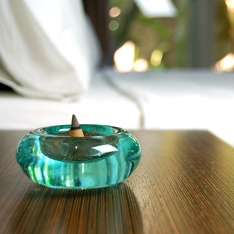 1940年代　アメリカ製ガラス製 八角形 キャンドルホルダー貴重なブルー 1940年代 アメリカ製ガラス製 八角形 キャンドルホルダー貴重なブルー