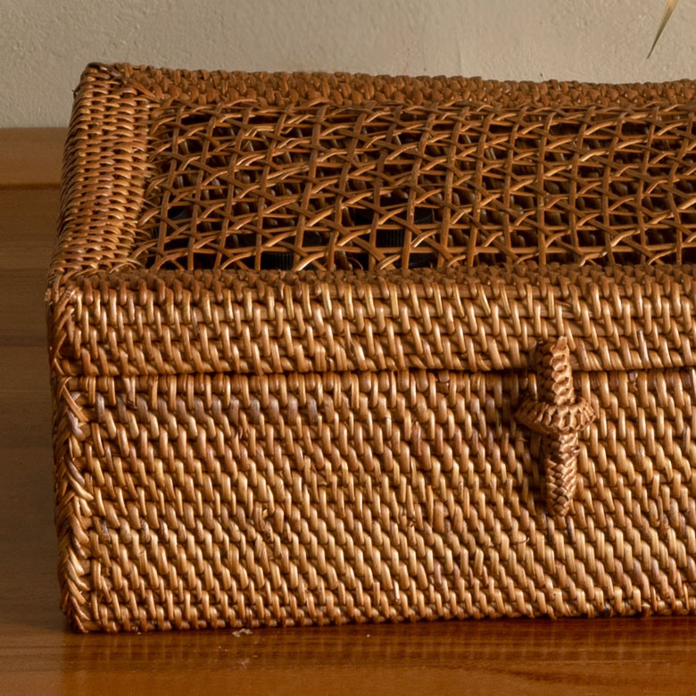 天然素材アタの美しい編み目