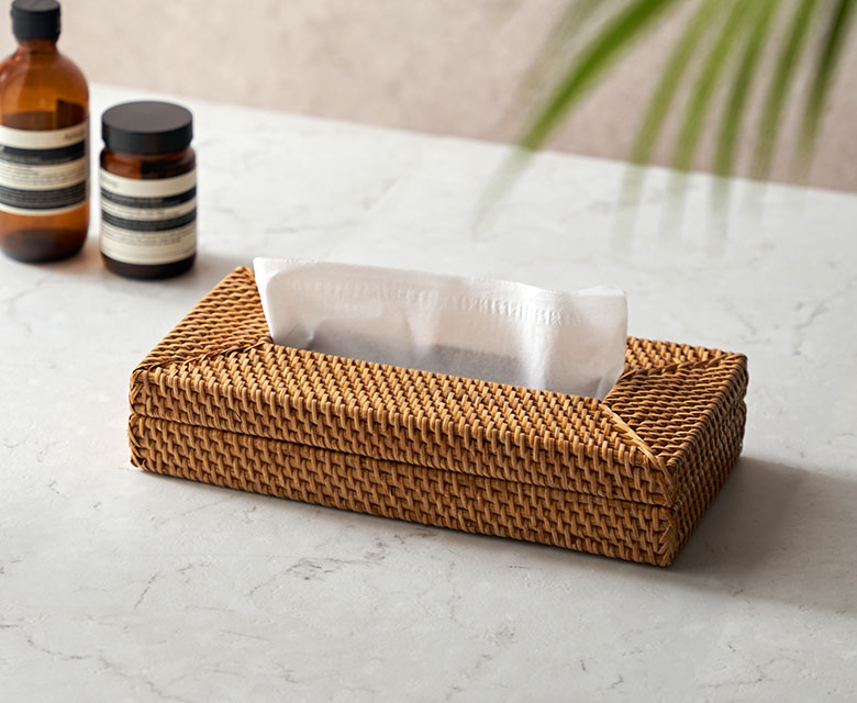 リビングや寝室、サニタリーなどあらゆる場所で使いやすいティッシュ入れ