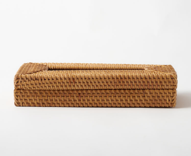 スリムな薄型タイプのティッシュケース