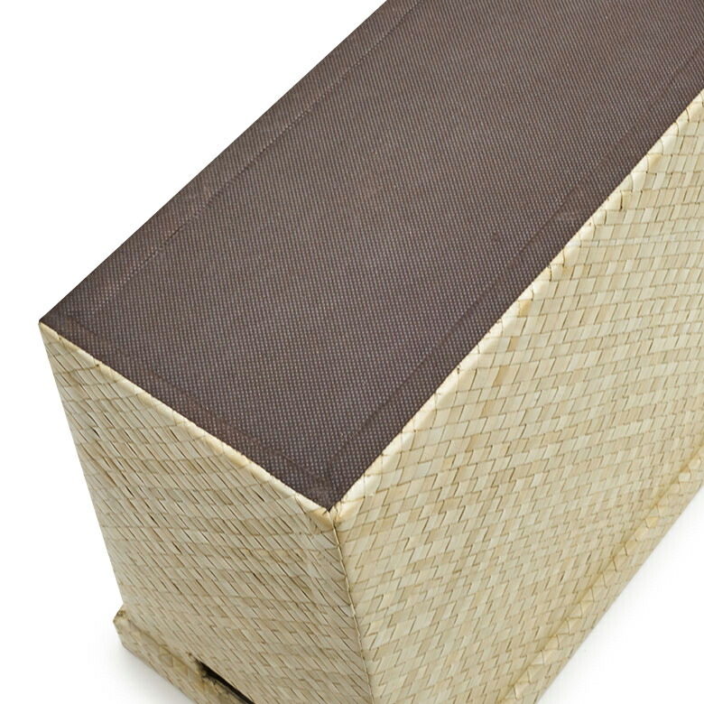 底面は不織布で床傷を防止