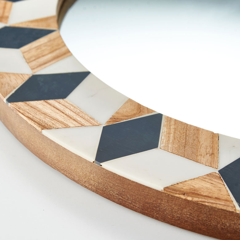 異素材の組み合わせがアートのようなインテリア