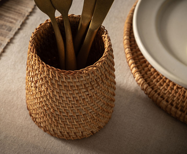 テーブルコーディネートがワンランクアップするカトラリー収納ケース