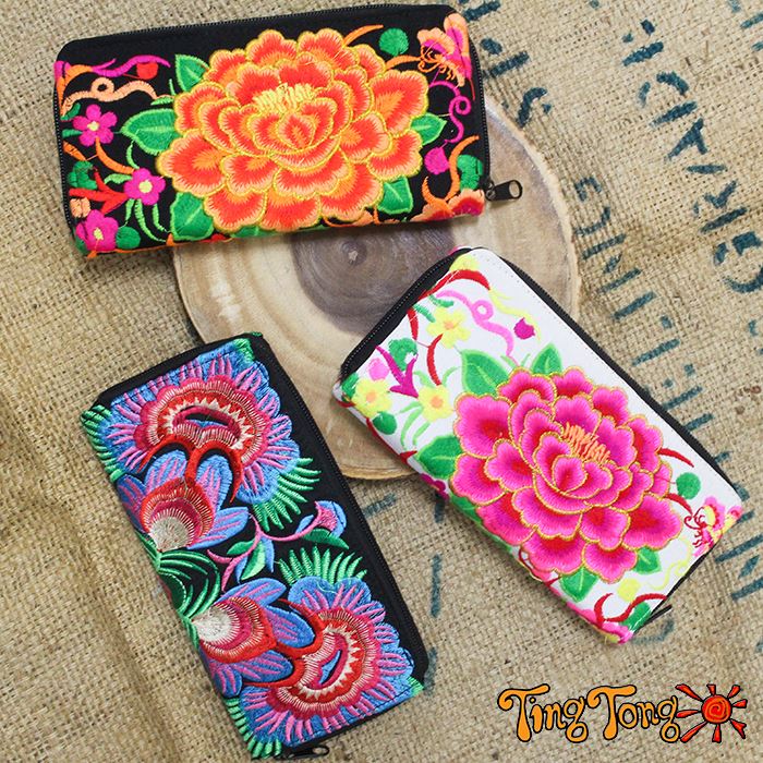 モン族刺繍のカラフルな二つ折り長財布  の通販｜マーライ
