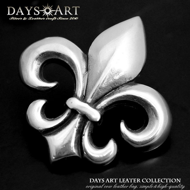 コンチョ メタル 合金 ネジ式 パーツ ボタン カスタム 百合の紋章