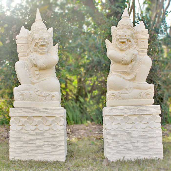 石像 ラクササ＆台座 左右セット 全長51cm 魔除け 守り神 バリ島