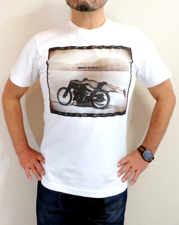 いつか…飛べるさぁ！裸のおじさん挑戦Tシャツ【土日も発送・送料無料