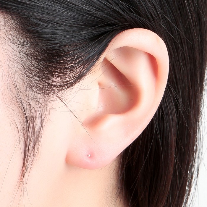 極小丸玉ボールピアス 金属アレルギー対応ニッケルフリーの目立たないピアス 極小丸玉ボールピアス 金属アレルギー対応ニッケルフリーの目立たないピアス
