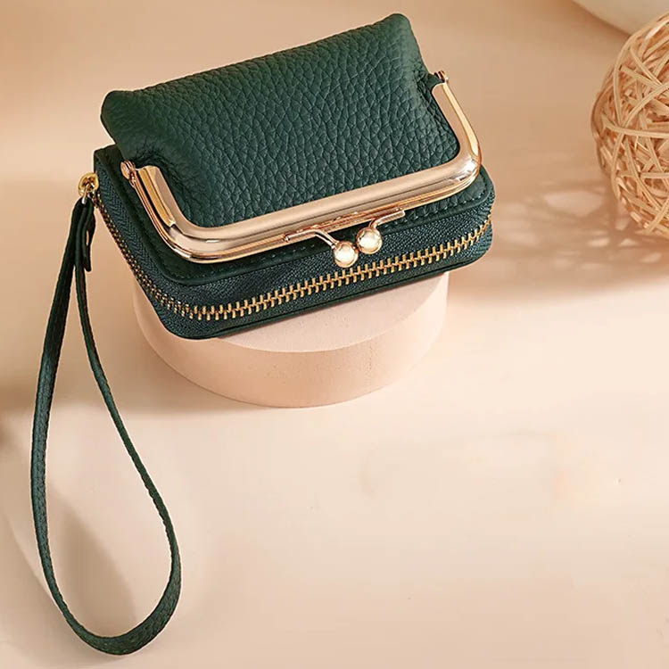 財布 がま口 小銭入れ コインケース じゃばら カード横型収納 小物入れ コンパクト 軽量 プレゼント 贈り物 大人 可愛い おしゃれ |  | 01