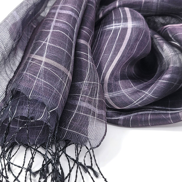 クレッシェンド・ヨネザワ シルク三重織ゆらぎ ひざ掛け 大判 高級 ショール スカーフ マフラー 日本製 米沢織 米織 ギフト プレゼント 粟野商事 ストール 薄手 大判 日本製 シルク 高級 ショール スカーフ マフラー