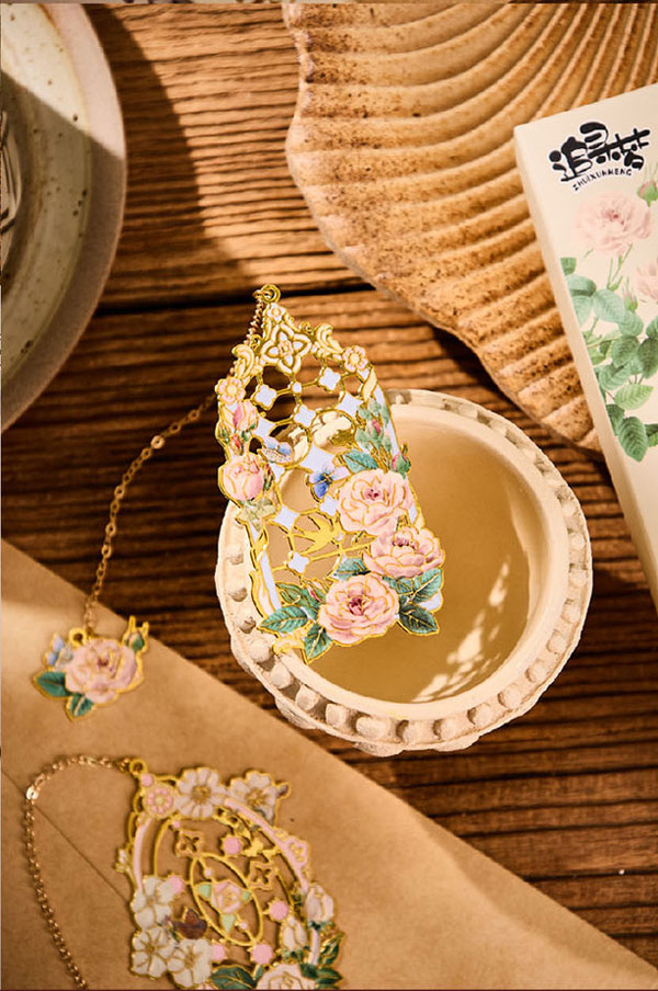 メール便発送OK】ゴールド の キラキラ揺れる 目印付き 可愛いしおり