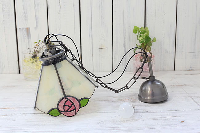 ペンダントライト 玄関 レトロ おしゃれ バラ ステンドグラス ガラス