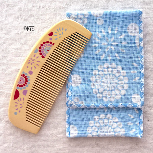 くろちく 椿堂 潤いつげ櫛 ケース付 つげ櫛 本つげ くし 椿/薔薇