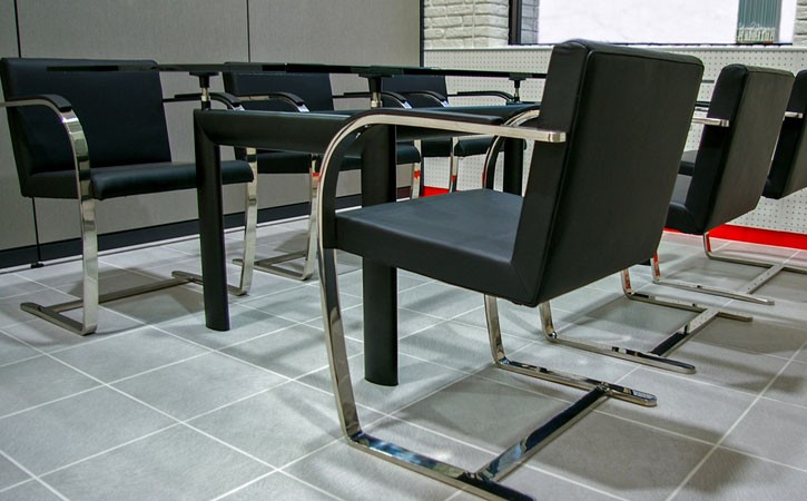 ミース・ファン・デル・ローエ BRNO CHAIR ブルーノチェア : アット