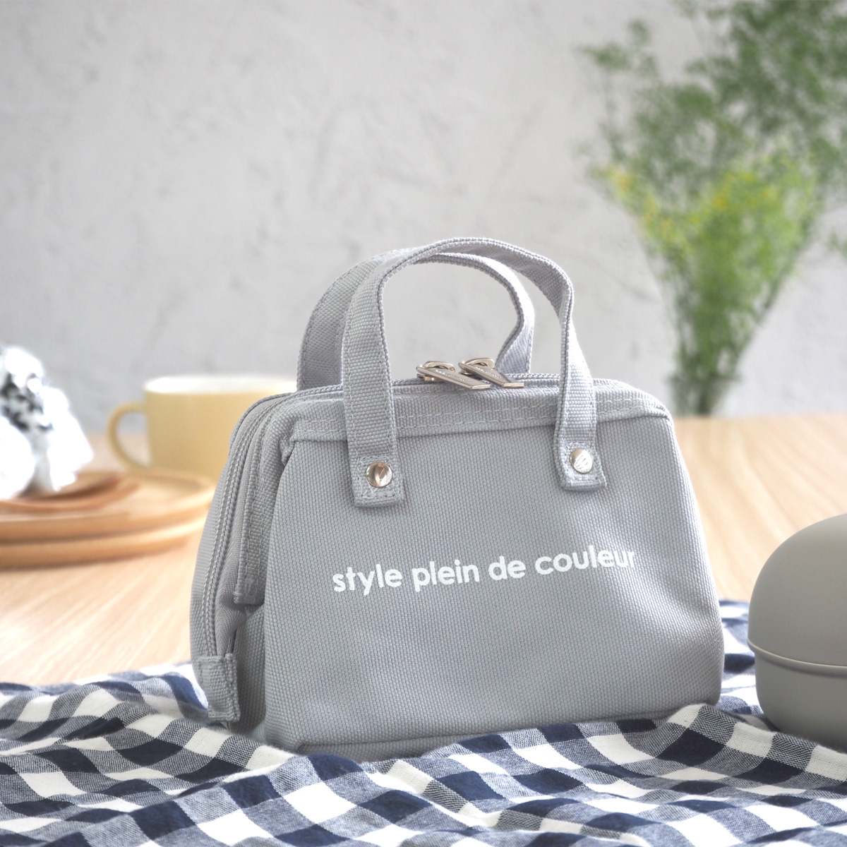 未使用有　デニム　ランチバック　保冷　保温　おにぎりケース　ペットボトルホルダー 未使用有 デニム ランチバック 保冷 保温 おにぎりケース ペットボトル