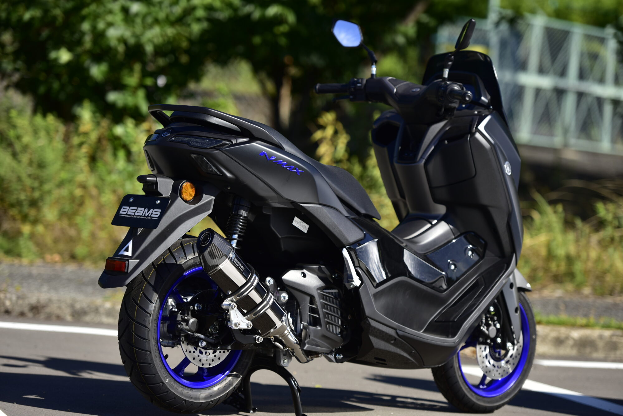 nmax125 マフラー ビームス（バイク マフラー）（色：ブラック系