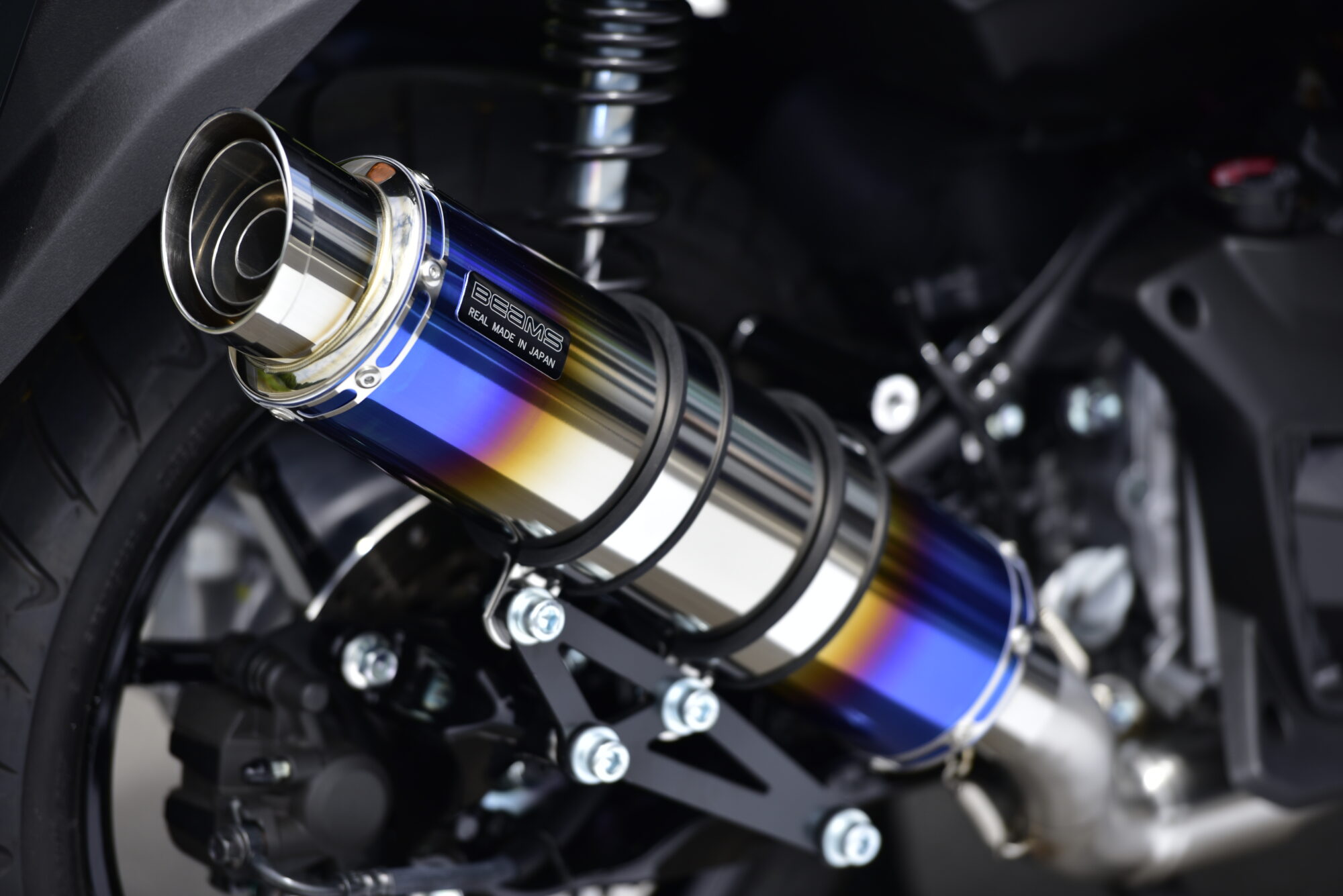 BMS-R BEAMS G279-54-007 N-MAX155 8BK-SG92J R-EVO2 ヒートチタン