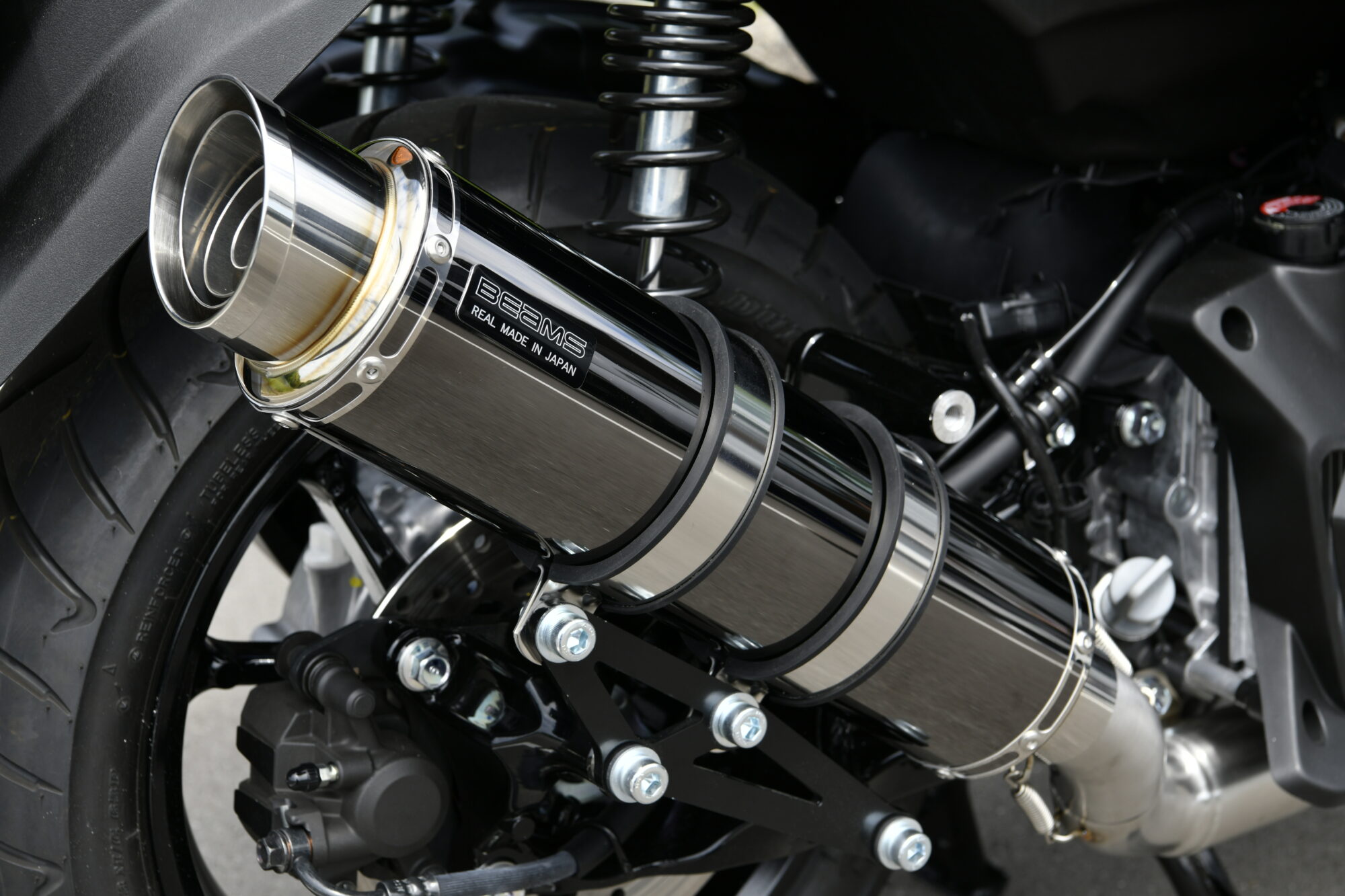 BMS-R BEAMS G279-54-005 N-MAX155 8BK-SG92J R-EVO2 SMB ビームス
