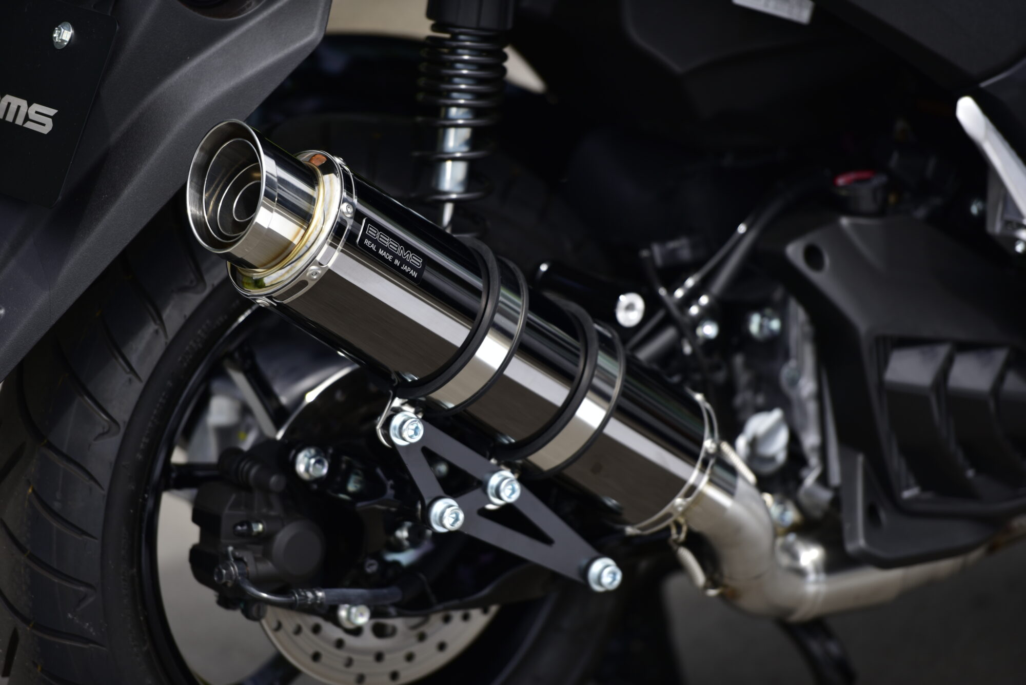 BMS-R BEAMS G279-54-005 N-MAX155 8BK-SG92J R-EVO2 SMB ビームス