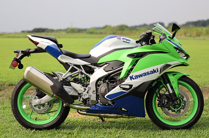 SP TADAO SP忠男マフラー 23~Ninja ZX-4R SE/RR (8BL-ZX400P