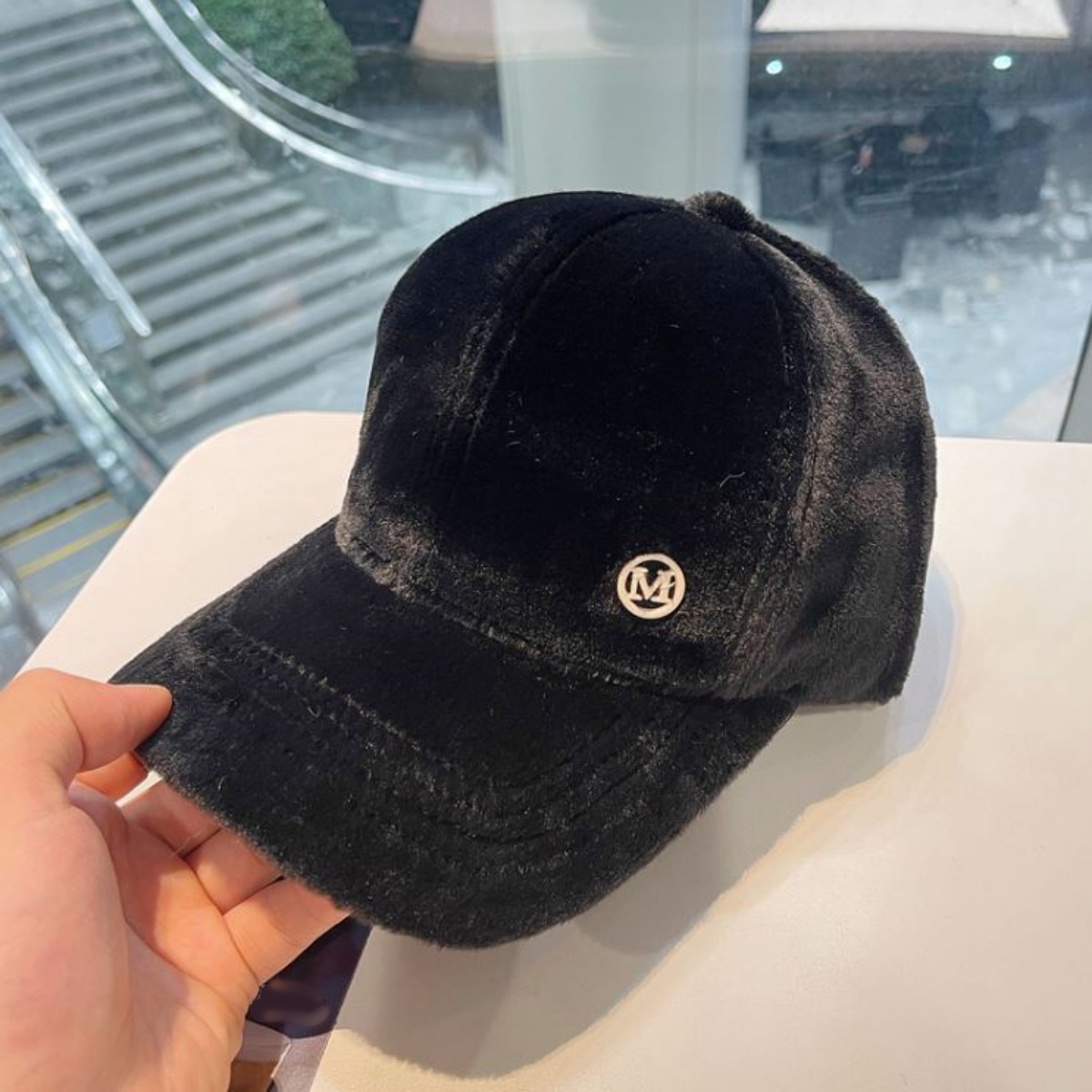 同梱不可】 帽子 ブラック キャップ リボン 韓国 オルチャン 英字 黒 レディース