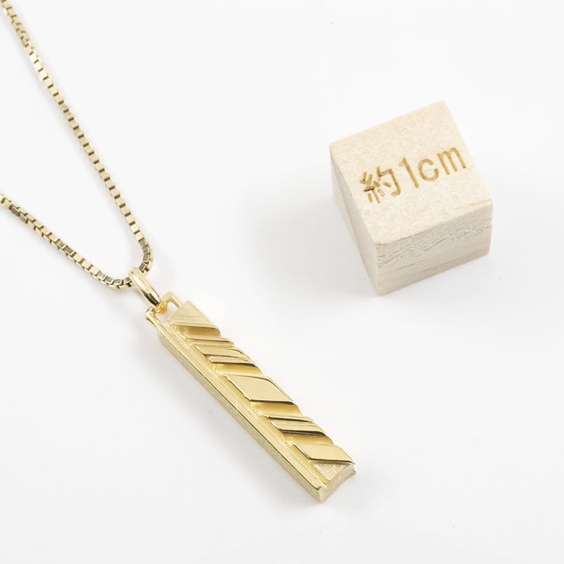 18金ネックレス トップ メンズ イエローゴールドk18 バー I LOVE YOU