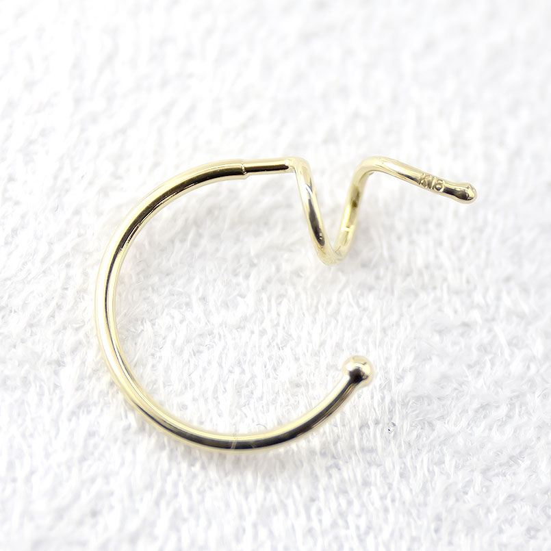 18金 片耳ピアス つけっぱなし キャッチのいらないピアス フープ イエローゴールドk18 キャッチナッシャー 簡単装着 シンプル 送料無料 saleの画像
