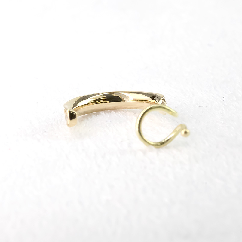18金 片耳ピアス フープ ダイヤモンド キャッチのいらないピアス イエローゴールドk18 18k キャッチナッシャー つけっぱなし 送料無料 セール saleの画像