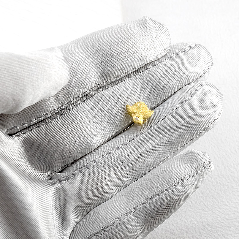 24金 ピアス 純金 ダイヤモンド 片耳ピアス メンズ 千鳥 キャッチのいらないピアス イエローゴールドk18 18金 キャッチナッシャー 簡単装着 和風 送料無料 saleの画像