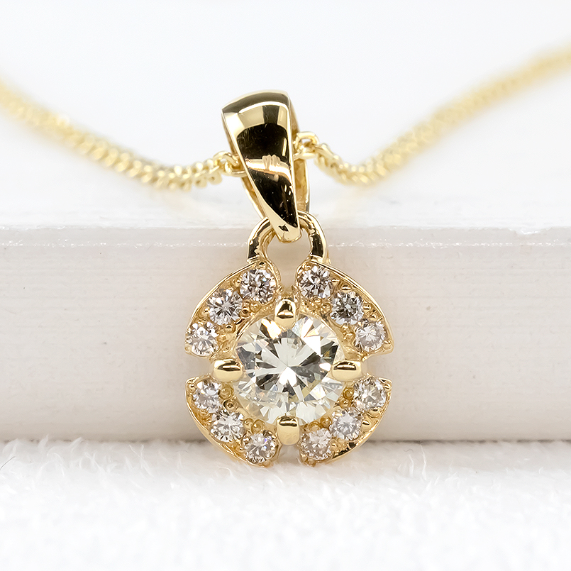 18金 ネックレス トップ ライトイエローダイヤモンド 一粒 大粒 ダイヤモンド ペンダントトップ レディース ゴールド 18k シンプル 人気 送料無料 セール saleの画像
