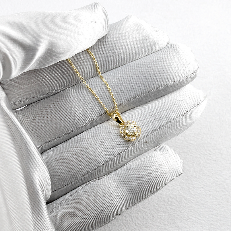 18金 ネックレス トップ ライトイエローダイヤモンド 一粒 大粒 ダイヤモンド ペンダントトップ レディース ゴールド 18k シンプル 人気 送料無料 セール saleの画像