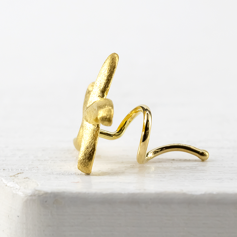 24金 ピアス 純金 片耳ピアス ヒトデ キャッチのいらないピアス イエローゴールドk18 18金 地金 キャッチナッシャー 簡単装着 マリン 送料無料 saleの画像