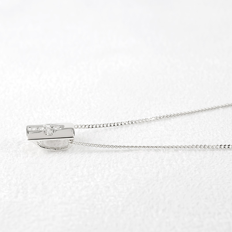 プラチナ ネックレス トップ メンズ クロス ダイヤモンド pt900 ペンダント シンプル プチネックレス 男性 ダイヤ トレジャーハンター 送料無料 セール saleの画像