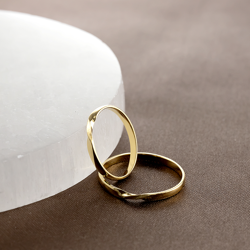 18金 ペアリング 2本セット 結婚指輪 指輪 ペア 華奢 細い マリッジリング ゴールド 18k イエローゴールドk18 大人 スイートペアリィー 送料無料 セール saleの画像