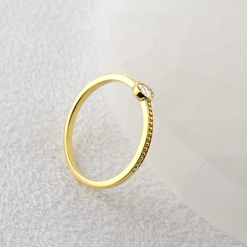 18金 リング ダイヤモンド 一粒 レディース 細め 華奢 ゴールド 18k ダイヤ 0.05ctup VS 婚約指輪 ピンキーリング ソーティングカード付 送料無料 セール saleの画像