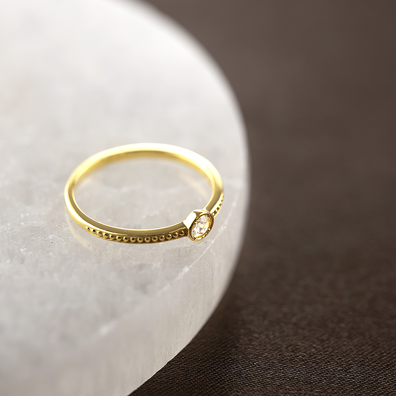 18金 リング ダイヤモンド 一粒 レディース 細め 華奢 ゴールド 18k ダイヤ 0.05ctup VS 婚約指輪 ピンキーリング ソーティングカード付 送料無料 セール saleの画像