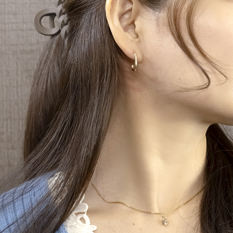 18金 ピアス フープ 片耳 ゴールド 18k ピアス 太め イエローゴールドk18 シンプル おしゃれ 人気 男性 女性 男女兼用 あすつく 送料無料 セール saleの画像