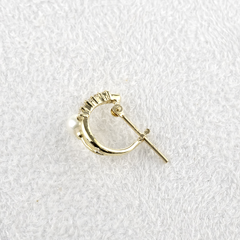 18金 フープピアス 真珠 パール ダイヤモンド ゴールド 18k ピアス フープ ペア イエローゴールドk18 フォーマル 男女兼用 あすつく 送料無料 セール saleの画像