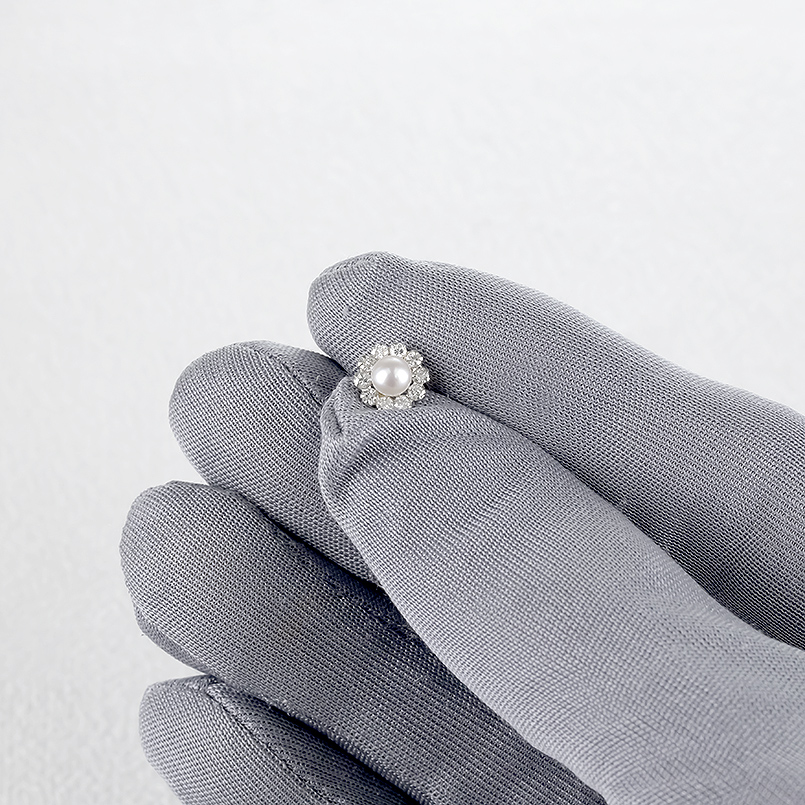 プラチナ ピアス ダイヤモンド パール 真珠 片耳 レディース pt900 簡単装着 キャッチのいらないピアス キャッチナッシャー あすつく 送料無料 セール saleの画像