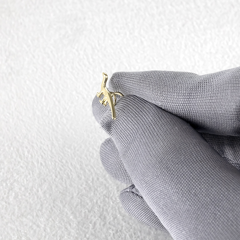 18金 恐竜 ピアス 片耳 ゴールド 18k ...の詳細画像3