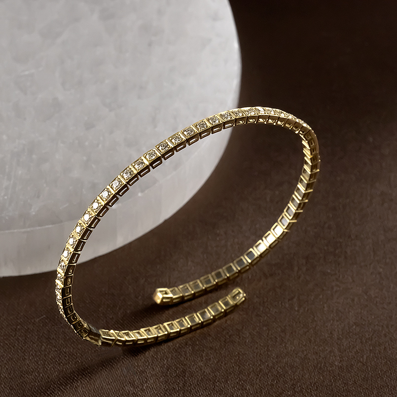 203Jewelry　バングル 203jewelry シルバー馬蹄バングル - メルカリ