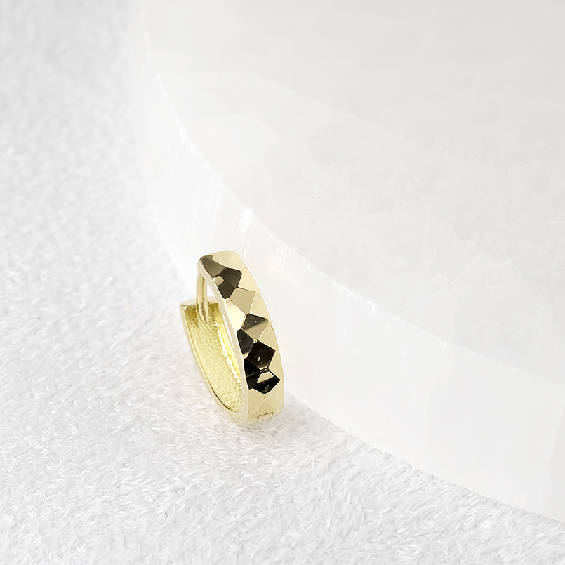 18金 フープピアス レディース 片耳 ゴールド 18k 普段使い ピアス イエローゴールドk18 シンプル おしゃれ 人気 あすつく 送料無料 セール saleの画像