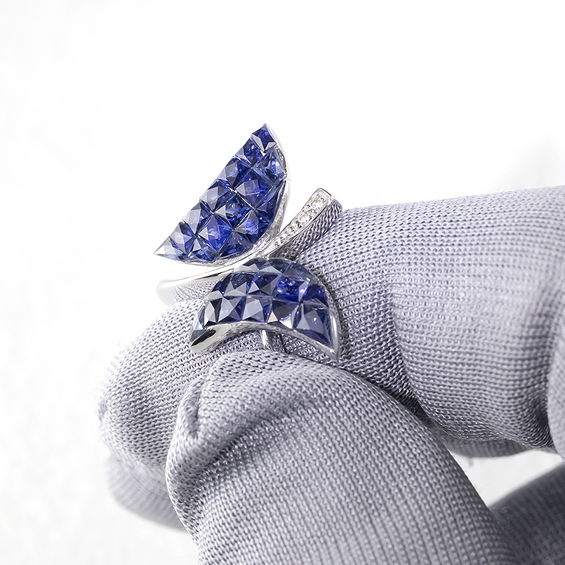 18金 リング レディース 蝶 ダイヤモンド 選べる ルビー サファイア ブルートパーズ 18k ホワイトゴールド ピンキーリング 婚約指輪 あすつく セール saleの画像