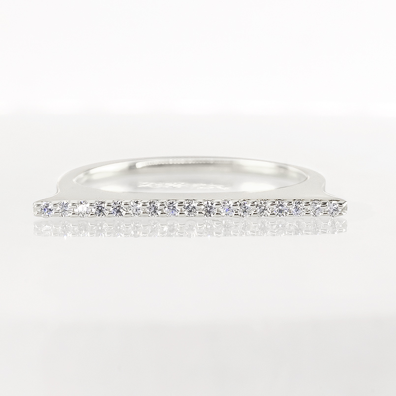 プラチナ リング レディース ダイヤモンド 0.14ct 細め pt900 一文字リング ストレート シンプル ピンキーリング 婚約指輪 おしゃれ 人気 送料無料 セール saleの画像