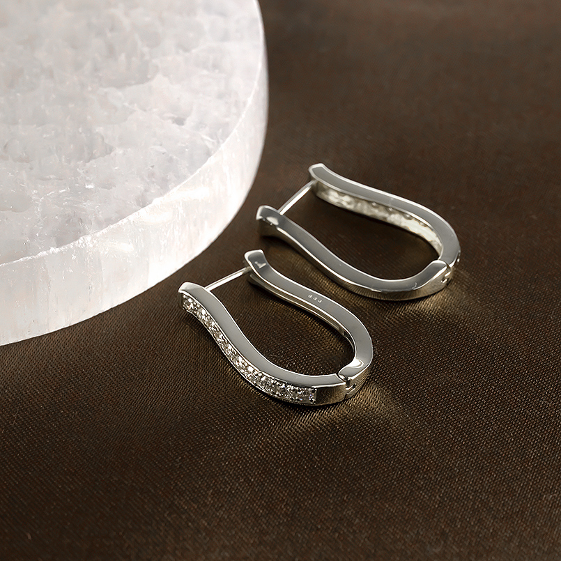 ピアス レディース フープピアス 18金 ダイヤモンド 0.64ct 大ぶり ピアス ペア ゴールド 18k ホワイトゴールド シンプル 人気 あすつく 送料無料 セール saleの画像