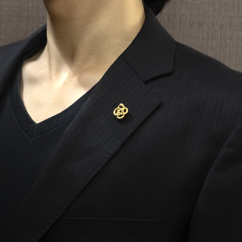 ジュエリー工房アトラス 24金 ブローチ 純金 蛇 メンズ お守り 金