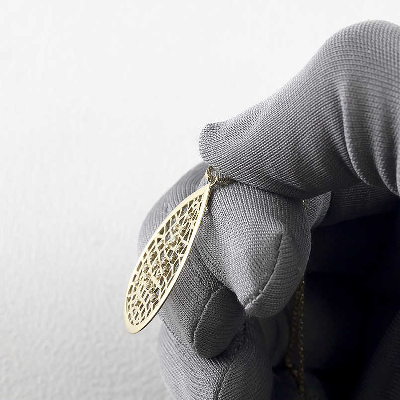 18金 ネックレス ダイヤモンド 大ぶり ペンダントトップ ゴールド 18k ドロップ トップ ツユ ヘッド シンプル 人気 男女兼用 送料無料 セール saleの画像